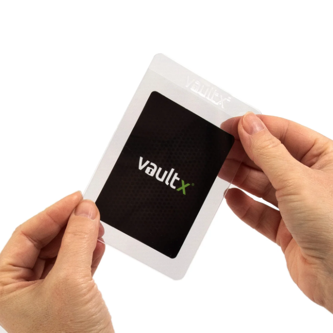 FUNDAS TCG - SEMI-RIGID CARD HOLDERS (50 UND) - VAULT X