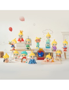 POP MART - BABY MOLLY -  WHEN I WAS THREE! SERIES FIGURES - 6.9-13 CM 2